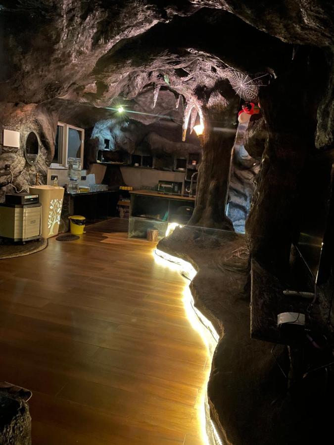 Вілла Rai'S Coorg Cave House Мадікері Екстер'єр фото